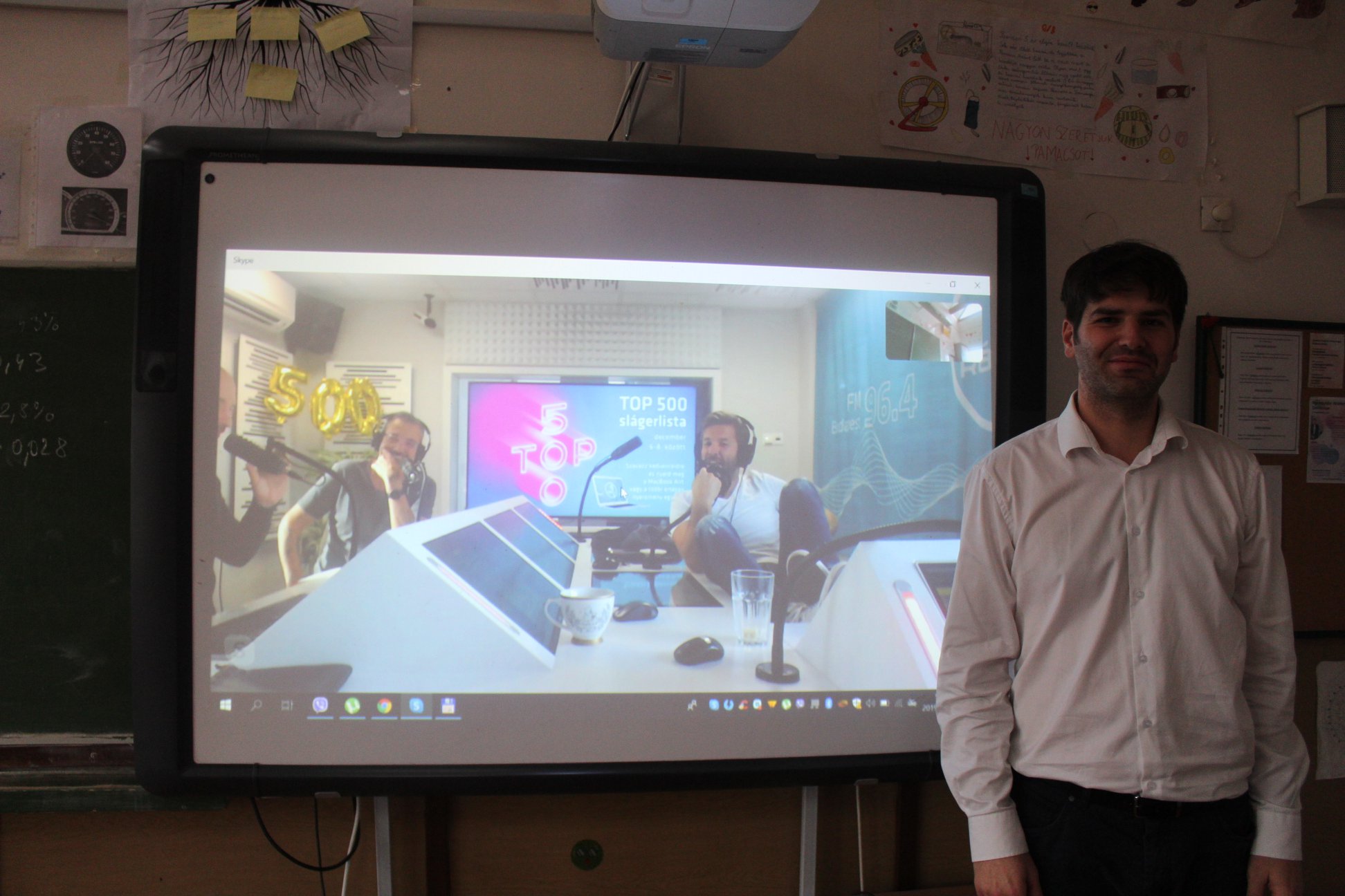 91. Sebestyén Balázs, Vadon János, Rákóczi Ferenc rádiós - és televíziós műsorvezetők, a Rádió 1 Balázsék Magyarország leghallgatottabb reggeli műsorának műsorvezetői skype - os