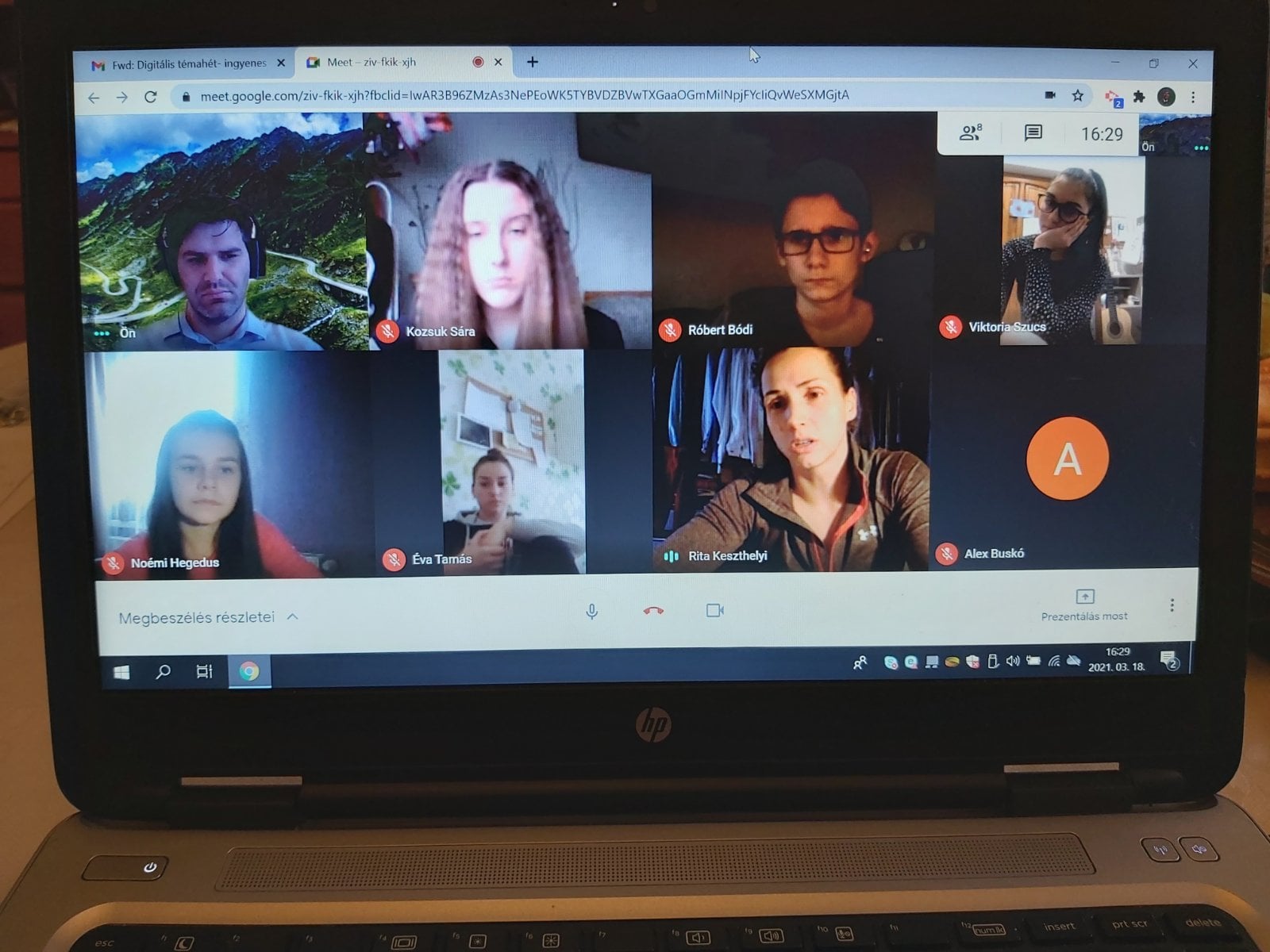 123. Keszthelyi - Nagy Rita Európa-bajnok, világbajnoki bronzérmes vízilabdázónő! 2015 - ben az európai vízilabdázója választás harmadik helyezettje - 