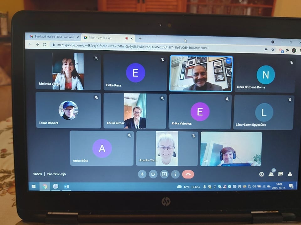 174. Rudolf Péter Kossuth-díjas és Jászai Mari-díjas, kiváló művész, színész, színházi-, és filmrendező, producer, forgatókönyvíró, a Halhatatlanok Társulatának örökös tagja. 2020-tól a Vígszínház igazgatója. Az Üvegtigris trilógia Lalija! - 