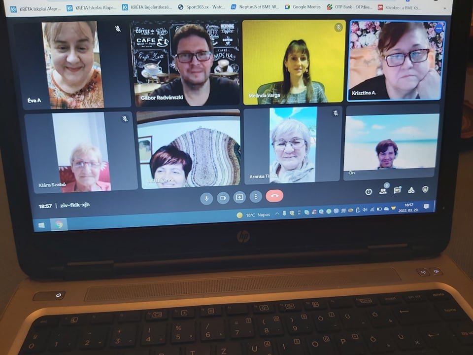 215. Radvánszki Gábor a Program Info felelős kiadója és főszerkesztője, közgazdász 